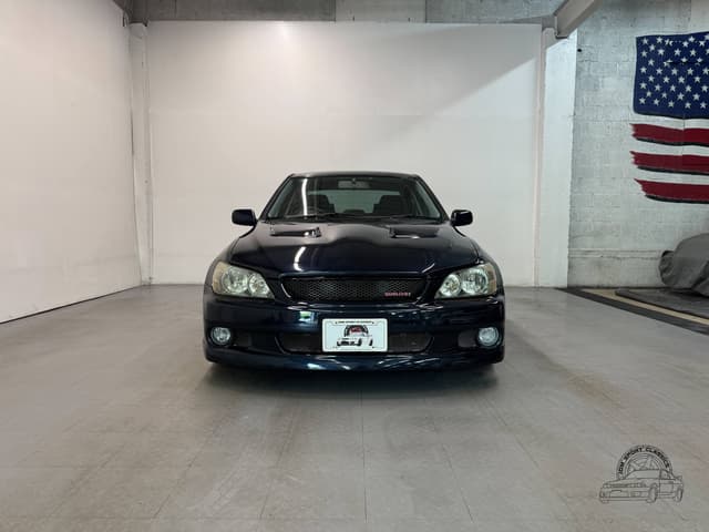 2000 Toyota Altezza JDM car for sale — photo 5 of 25