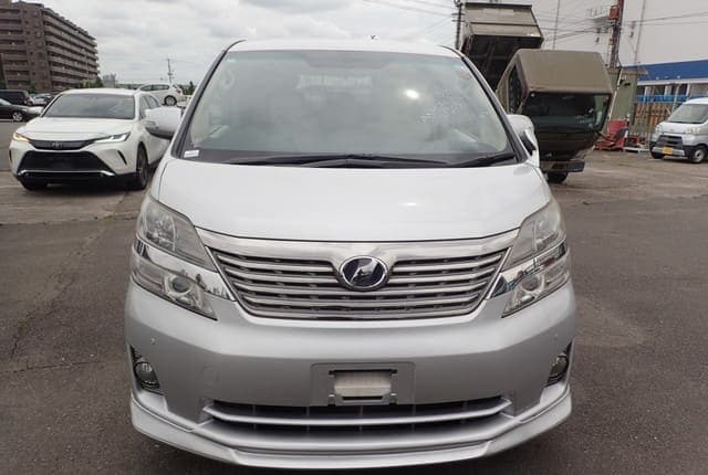 2009 Toyota Vellfire JDM car for sale — photo 8 of 25