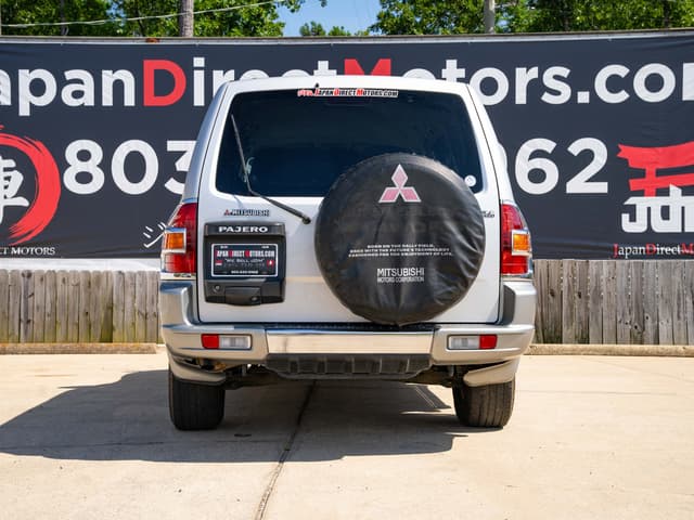 2001 Mitsubishi Pajero JDM car for sale — photo 8 of 18