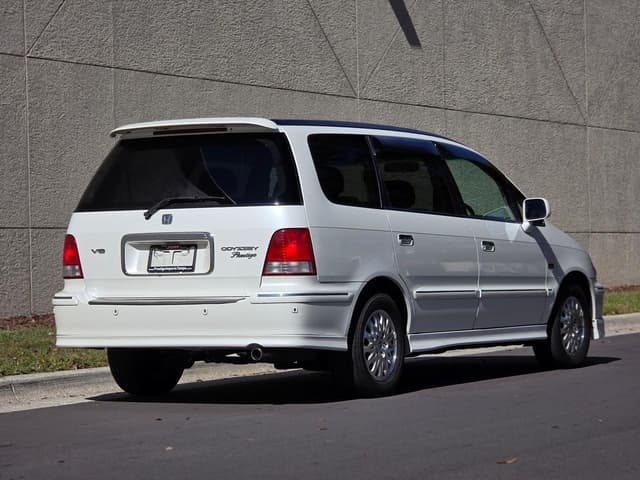 1997 Honda Odyssey JDM car for sale — photo 3 of 10