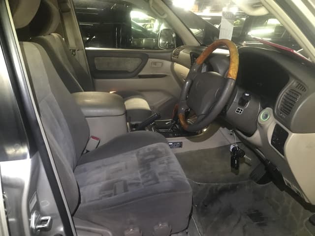 2001 Toyota Land Cruiser JDM car for sale — photo 3 of 9
