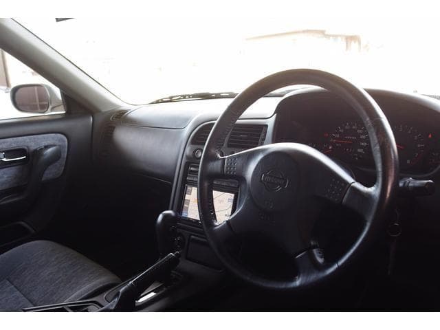 1997 Nissan Skyline JDM car for sale — photo 9 of 20