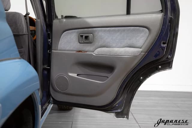 1997 Toyota Hilux JDM car for sale — photo 21 of 25
