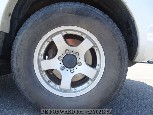 2006 Toyota Land Cruiser Prado JDM car for sale — photo 12 of 25