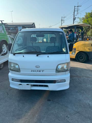 2001 Daihatsu Hijet JDM car for sale — photo 2 of 10