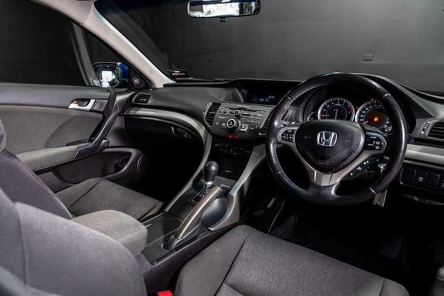 2009 Honda Accord JDM car for sale — photo 17 of 18