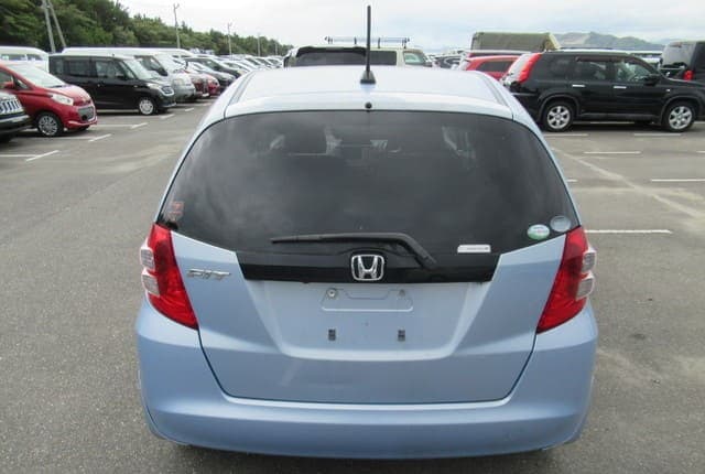 2008 Honda Fit JDM car for sale — photo 4 of 25