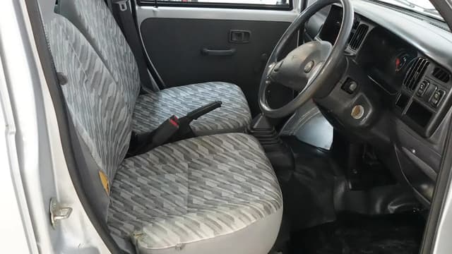2001 Daihatsu Hijet JDM car for sale — photo 12 of 13