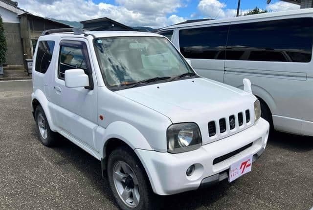 2010 Suzuki Jimny JDM car for sale — photo 13 of 20