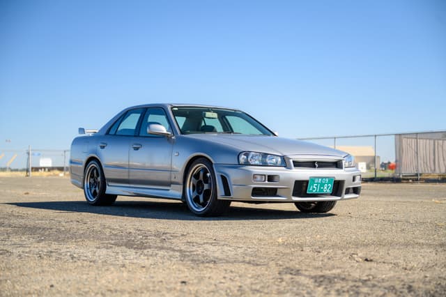 1998 Nissan Skyline JDM car for sale — photo 7 of 23