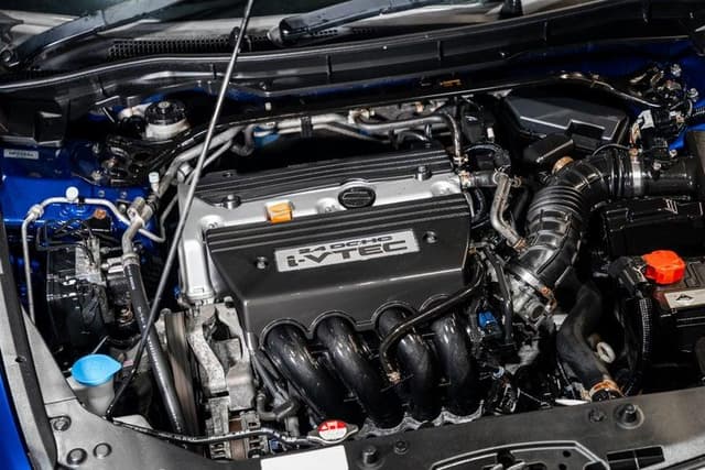 2009 Honda Accord JDM car for sale — photo 13 of 18