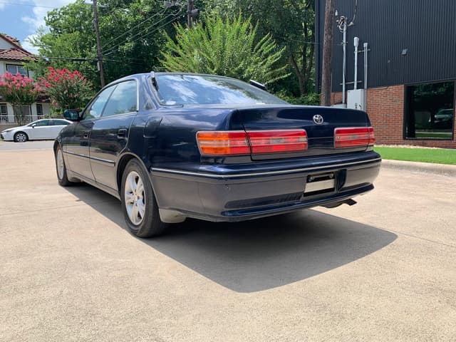 Toyota Mark II JDM car for sale — photo 3 of 16