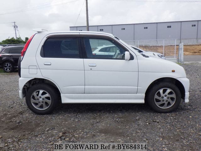 2002 Daihatsu Terios JDM car for sale — photo 6 of 25