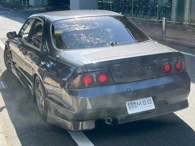 1994 Nissan Skyline JDM car for sale — photo 3 of 9