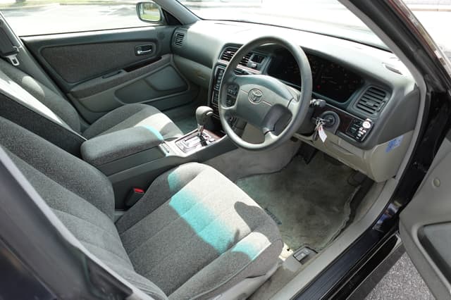 1997 Toyota Mark II JDM car for sale — photo 11 of 19