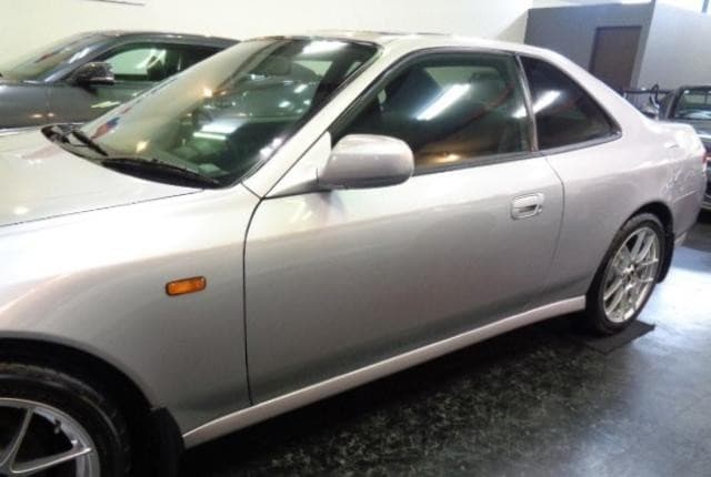 1997 Honda Prelude JDM car for sale — photo 18 of 25