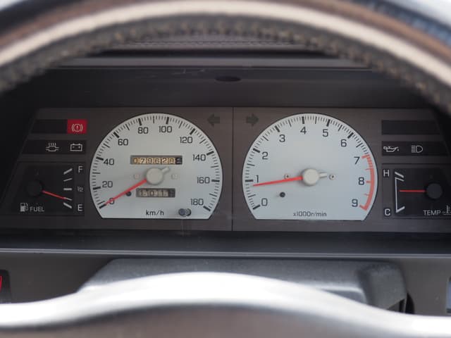 1989 Nissan Sunny JDM car for sale — photo 20 of 25