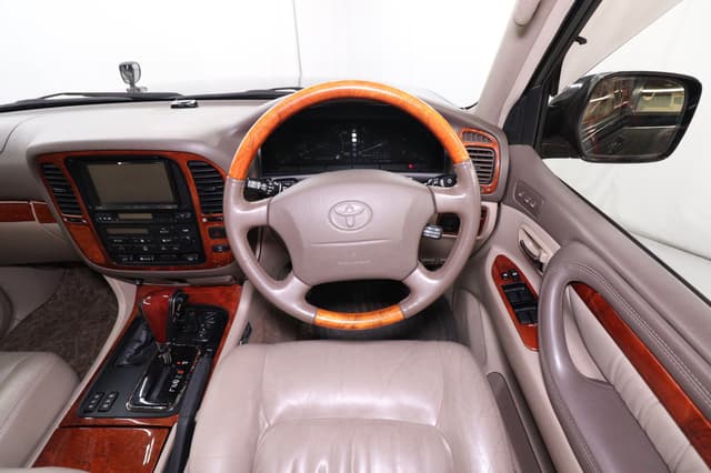 2000 Toyota Land Cruiser JDM car for sale — photo 10 of 25