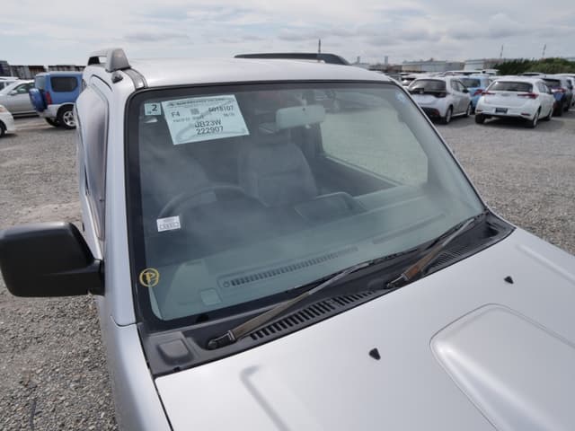 2001 Suzuki Jimny JDM car for sale — photo 13 of 25