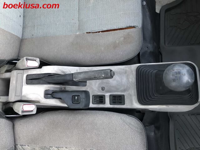 1993 Mitsubishi Minicab JDM car for sale — photo 15 of 22