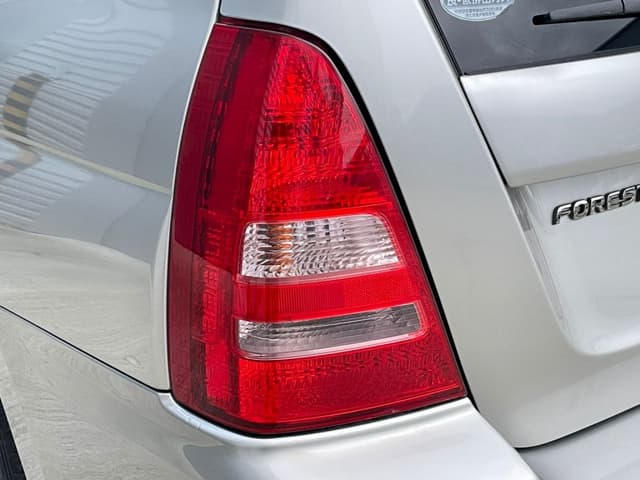 2004 Subaru Forester JDM car for sale — photo 20 of 25
