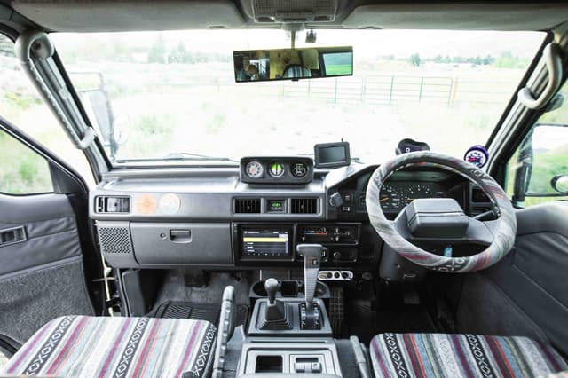 1995 Mitsubishi Delica JDM car for sale — photo 21 of 25