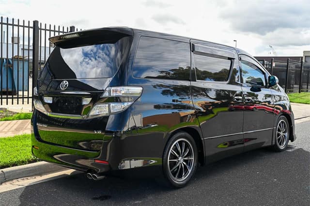 2011 Toyota Vellfire JDM car for sale — photo 15 of 24
