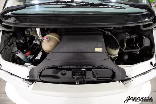 1998 Toyota Estima JDM car for sale — photo 23 of 25