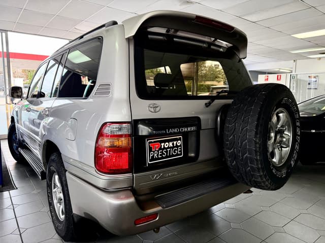 2000 Toyota Land Cruiser JDM car for sale — photo 3 of 5
