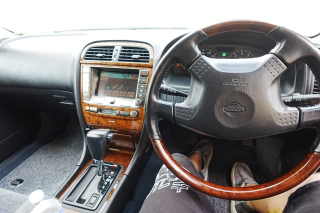 1999 Nissan Cedric JDM car for sale — photo 13 of 14