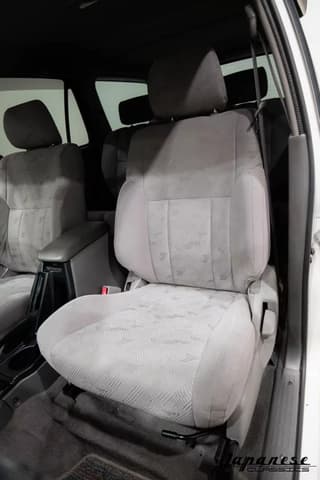 2000 Toyota Hilux Surf JDM car for sale — photo 16 of 25