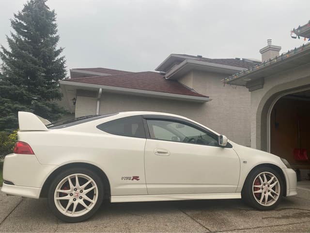2004 Honda Integra JDM car for sale — photo 3 of 11