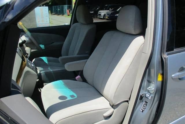 2007 Toyota Estima JDM car for sale — photo 18 of 25