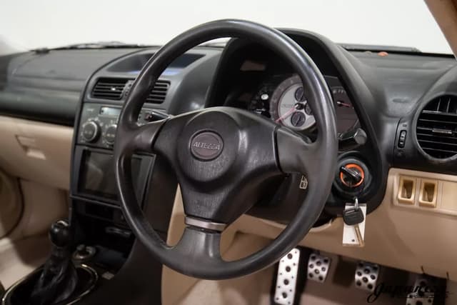 2001 Toyota Altezza JDM car for sale — photo 12 of 25