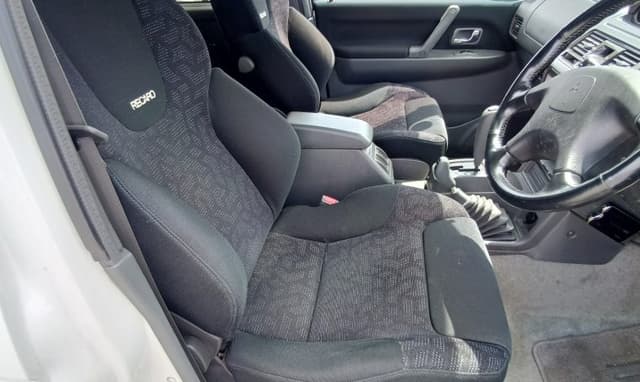 1998 Mitsubishi Pajero JDM car for sale — photo 7 of 20