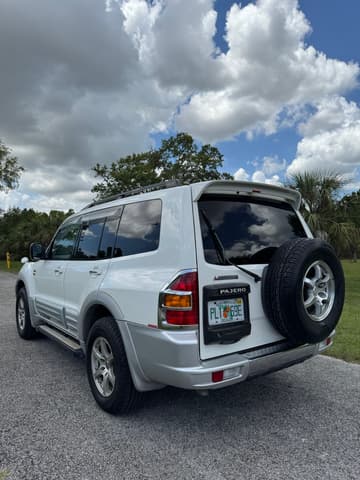 1999 Mitsubishi Pajero JDM car for sale — photo 18 of 25