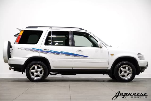 1997 Honda CR-V JDM car for sale — photo 4 of 25