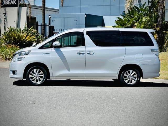 2012 Toyota Vellfire JDM car for sale — photo 5 of 25
