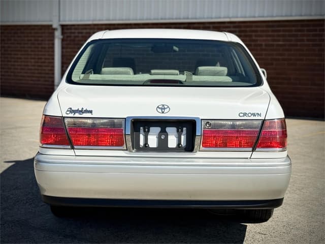 2000 Toyota Crown JDM car for sale — photo 8 of 25