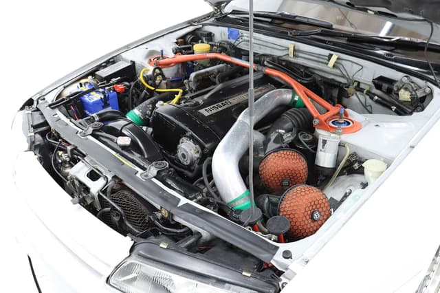 1992 Nissan Skyline JDM car for sale — photo 2 of 10