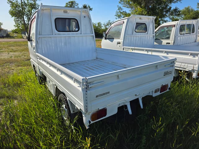 1994 Mitsubishi Minicab JDM car for sale — photo 10 of 14