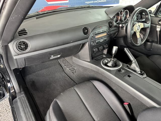 2006 Mazda Roadster (Eunos Roadster / MX-5) JDM car for sale — photo 12 of 25