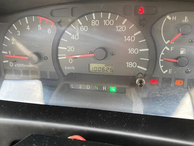 1995 Mitsubishi Delica JDM car for sale — photo 7 of 10