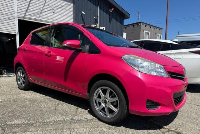 2011 Toyota Vitz JDM car for sale — photo 6 of 25