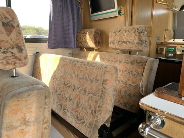 1996 Toyota HiAce JDM car for sale — photo 16 of 21