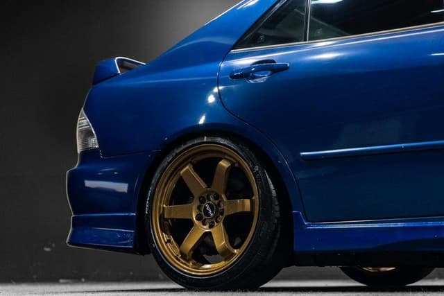 2003 Toyota Altezza JDM car for sale — photo 9 of 19
