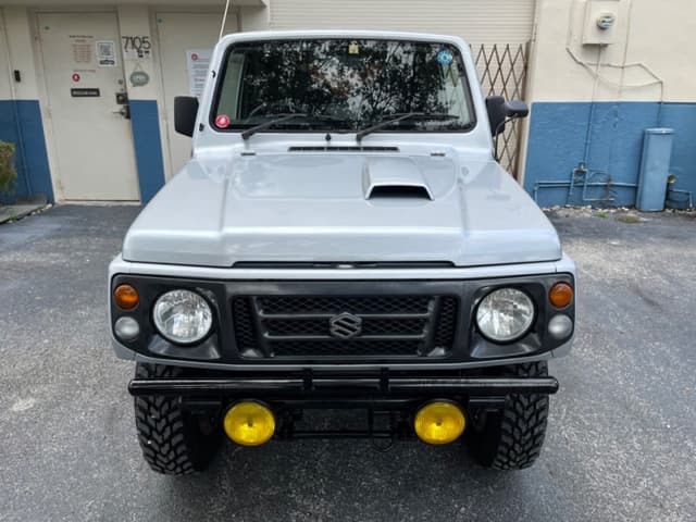 1997 Suzuki Jimny JDM car for sale — photo 2 of 17