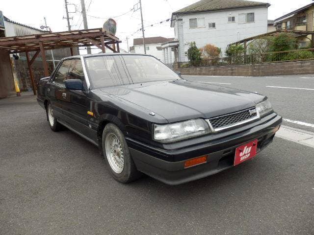 1987 Nissan Skyline JDM car for sale — photo 2 of 18