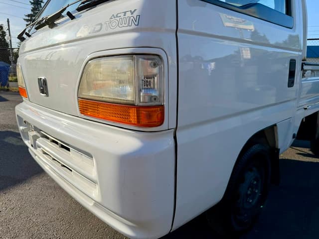 1996 Honda Accord JDM car for sale — photo 11 of 25