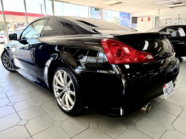 2011 Nissan Skyline JDM car for sale — photo 3 of 5